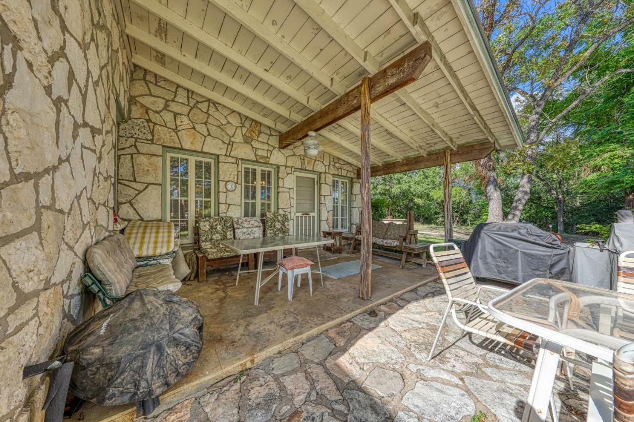 Bumblebee Lodge Ingram Extérieur photo